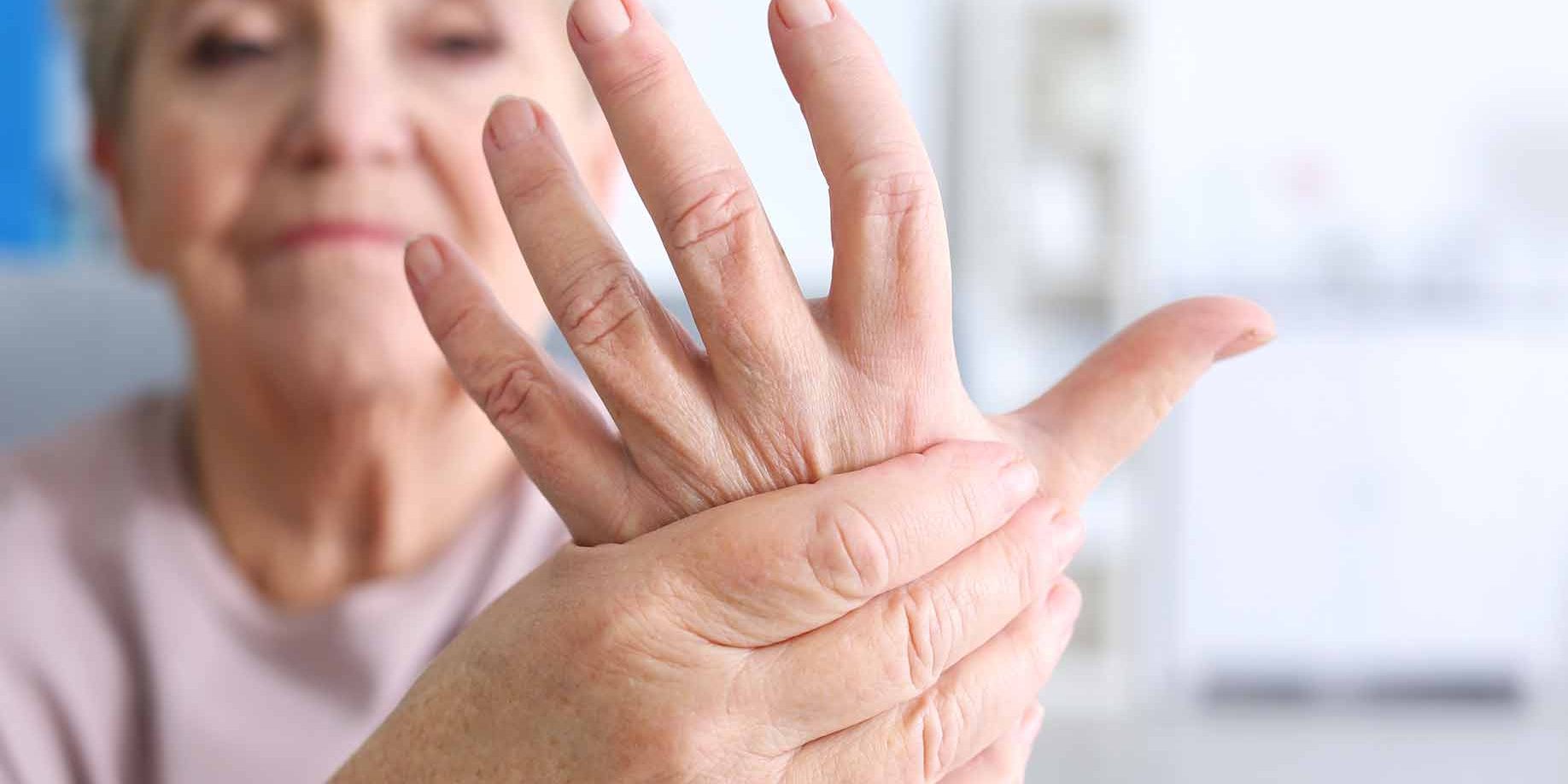 rankų sąnarių sužalojimai artritas riešo rankas