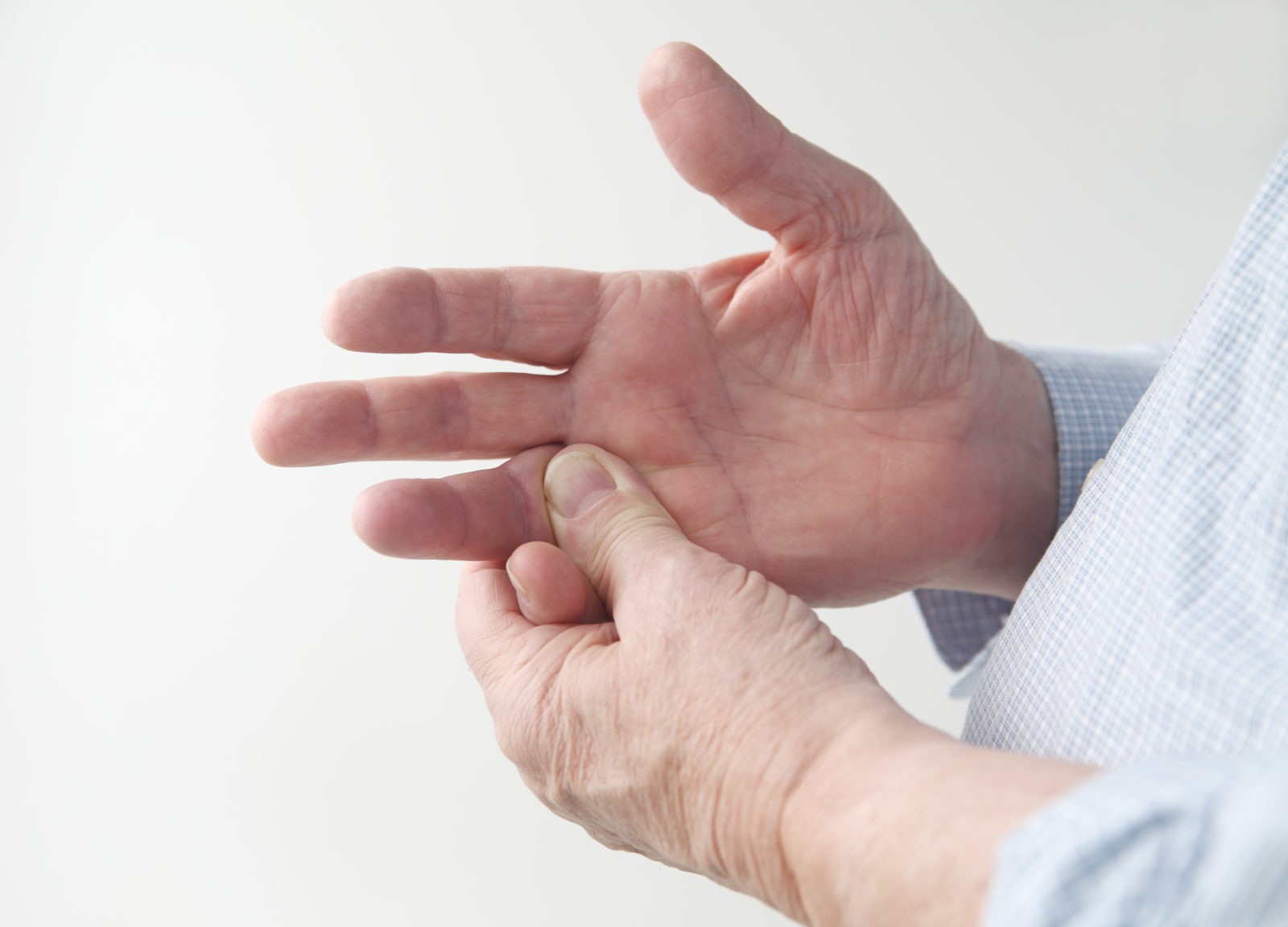 infekcinio artrito rankų šepečiai taškas osteochondrozės tirpimas