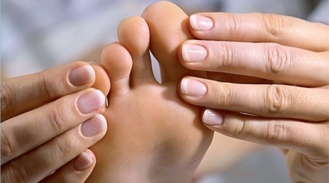 vaistas sąnarių liga reumatoidinis artritas tarpai sąnarių skausmas pėdos